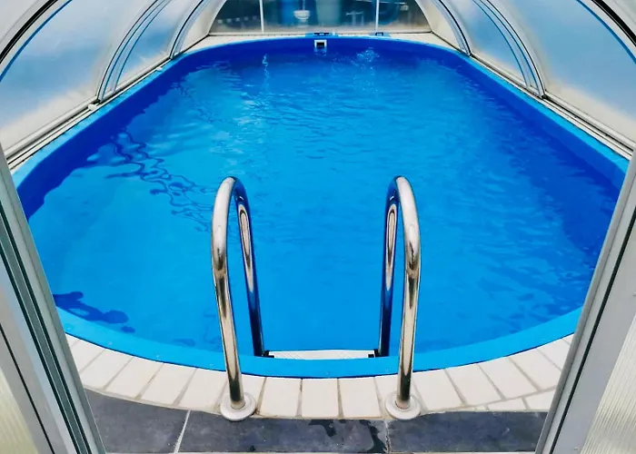 Charmante Ziegler Mit Pool